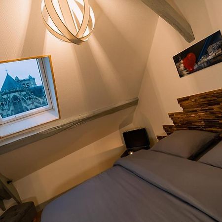 Appart Centre Historique Chez Rene Wifi Труа Экстерьер фото